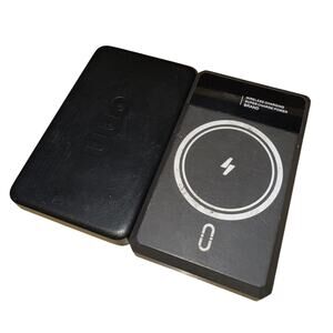 ONN LOT OF 2 10000MAH QI WIRELESS CHARGING POWER BANKS PORTS USB-A/USB-C